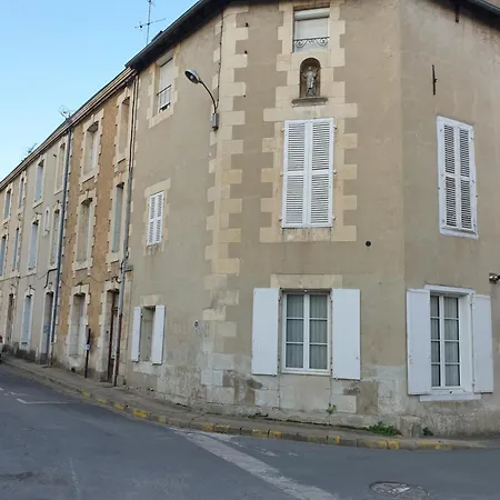 Lägenhet Simplicien *cosy* Plein Centre De *tv* Wifi *cafe* *