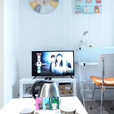 Simplicien *cosy* Plein Centre De *tv* Wifi *cafe* פואטייה